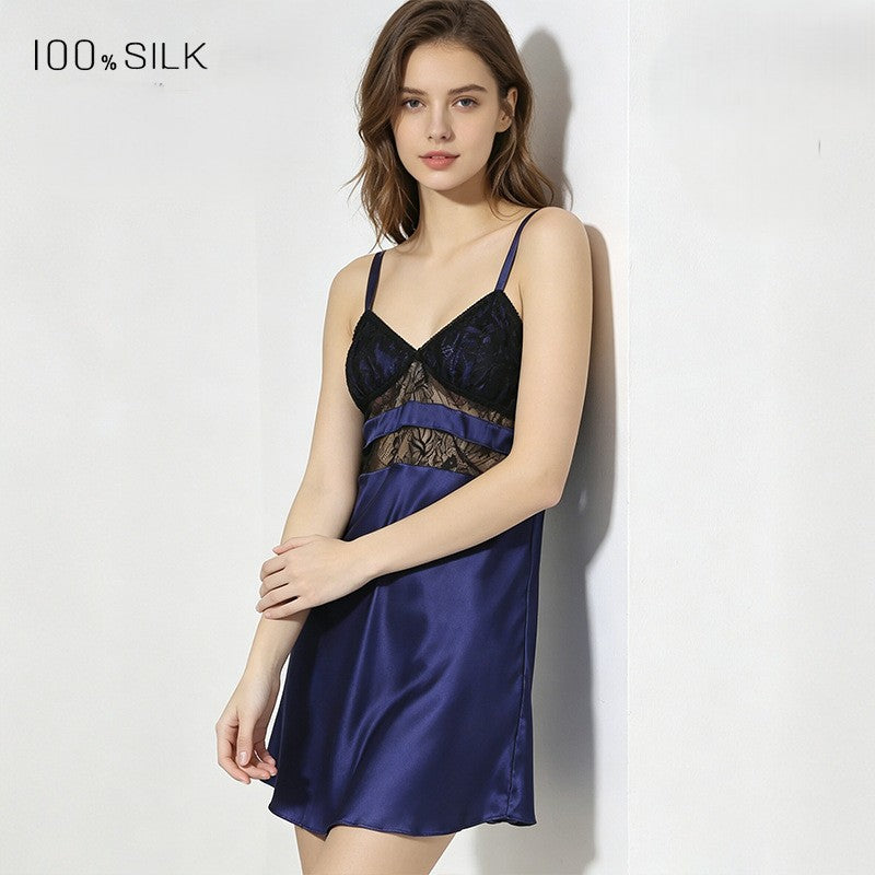 KIRA Velvety Lace
