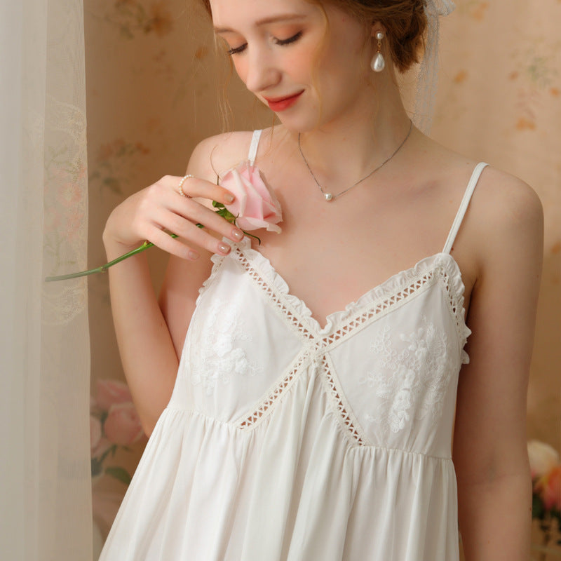Nightgown with Straps for Women, New Summer Product, Loose Lace, Palace Style, Princess, Sweet and Sexy, Manufacturer Wholesale Pajamas for Home Use